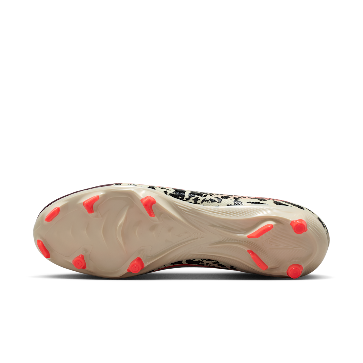 Men's United Mercurial Vapor 16 Academy Multi-Ground Low-Top Soccer Cleats