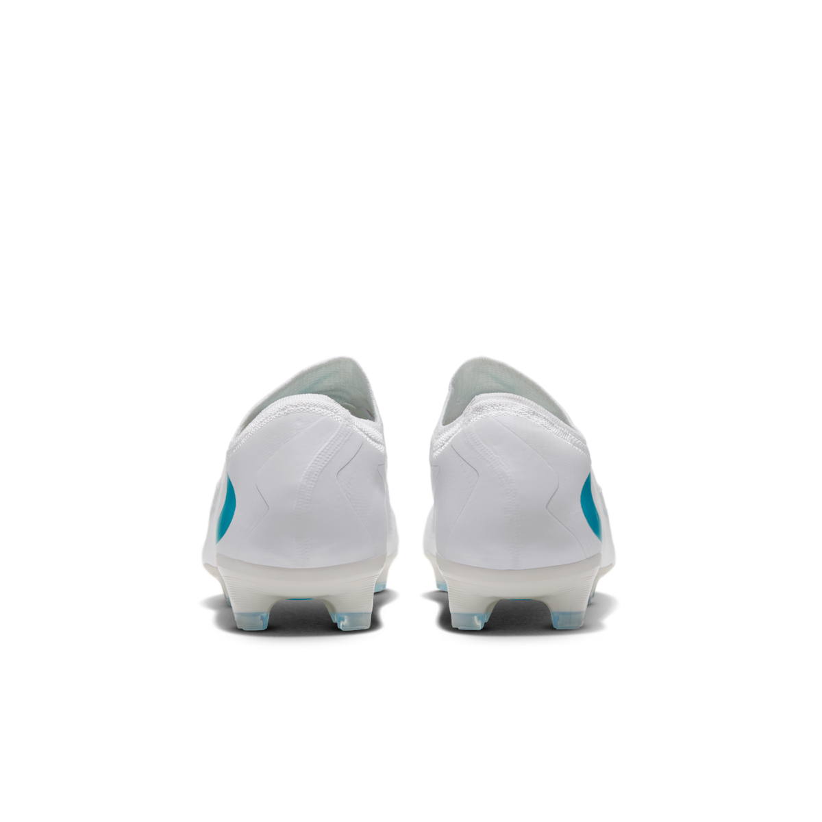 Men's Phantom 6 Low Pro Firm-Ground Soccer Cleats