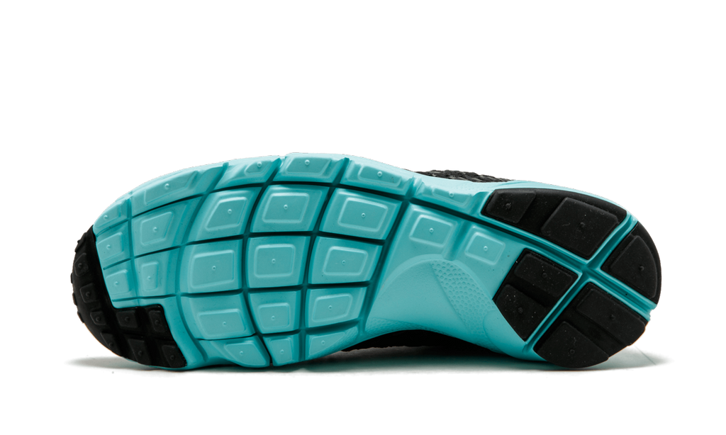 Air Footscape Desert Chukka "Black and Blue" 652822 003